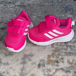 Little Girl Size 5k  Hot Pink Velcro sneakers
